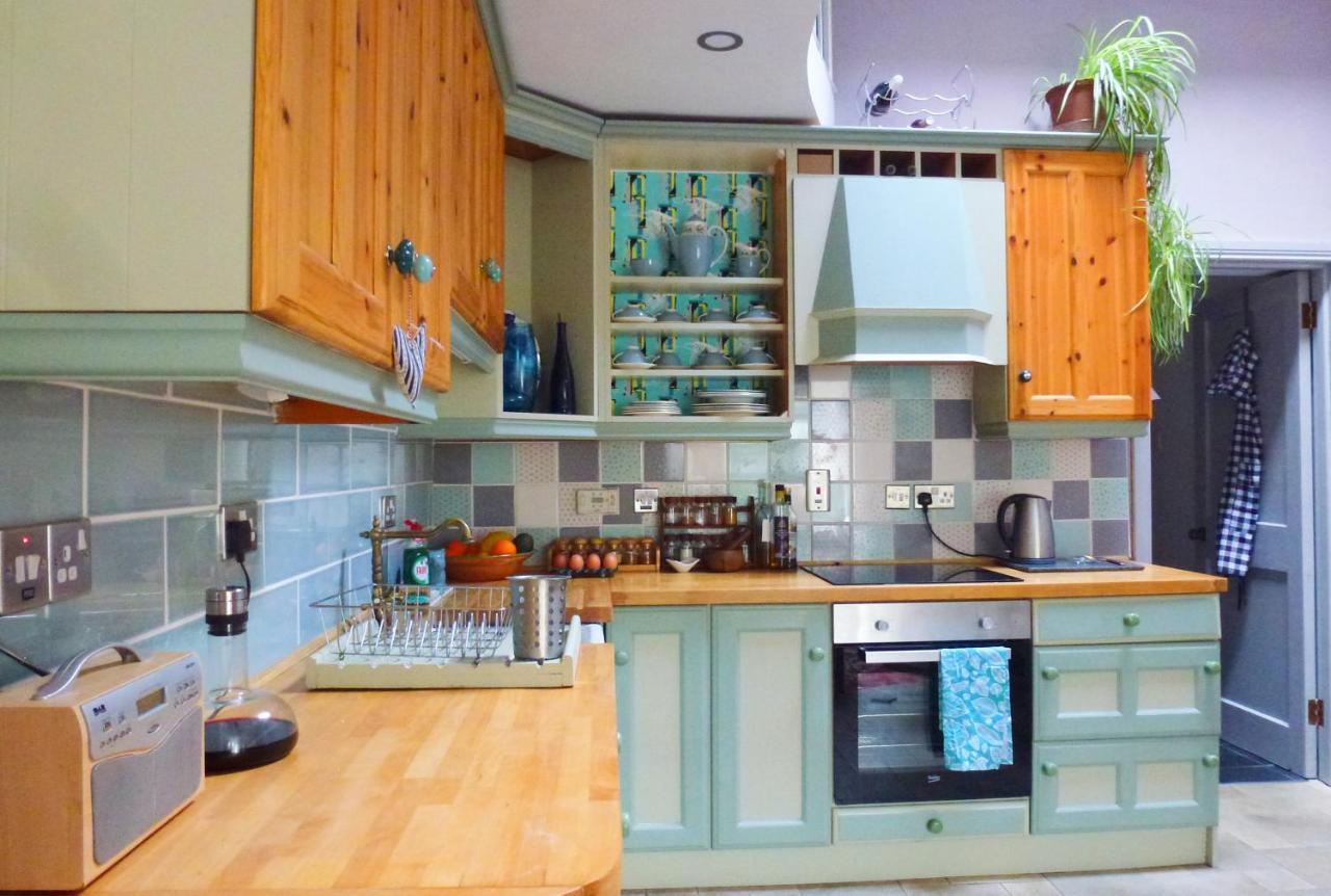 Enchanting One Bed Split-Level Cottage โรสเทรวอร์ ภายนอก รูปภาพ