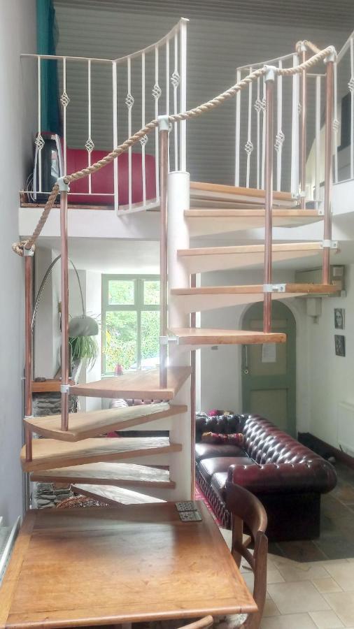 Enchanting One Bed Split-Level Cottage โรสเทรวอร์ ภายนอก รูปภาพ