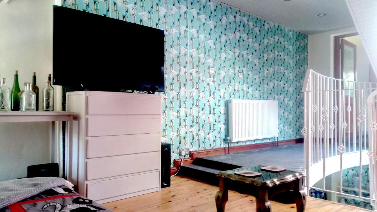 Enchanting One Bed Split-Level Cottage โรสเทรวอร์ ภายนอก รูปภาพ